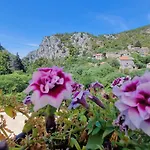 Rustic Luxury Villa Fulmin