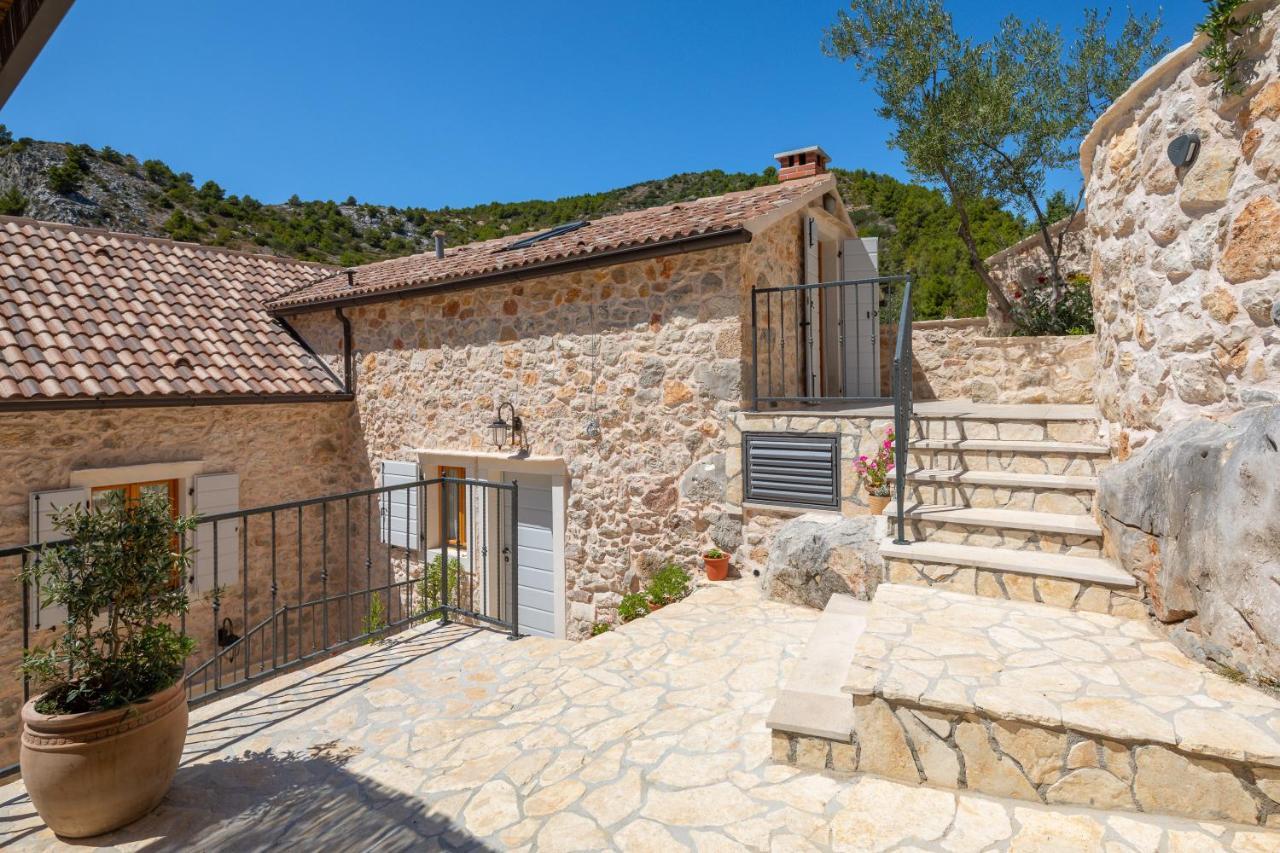 Rustic Luxury Fulmin Villa Malo Grablje