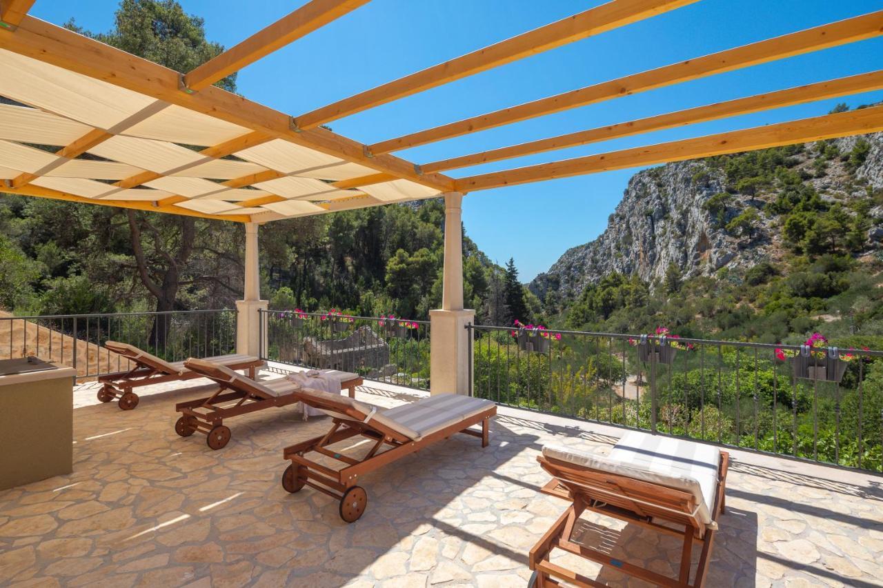 Rustic Luxury Fulmin Villa Malo Grablje