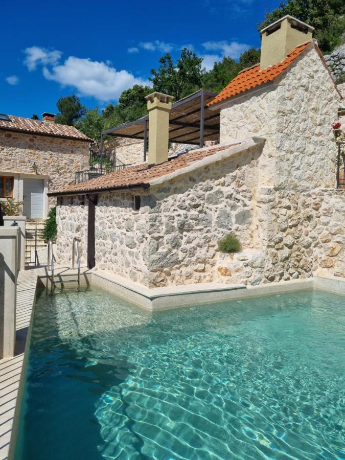 Villa Rustic Luxury Fulmin